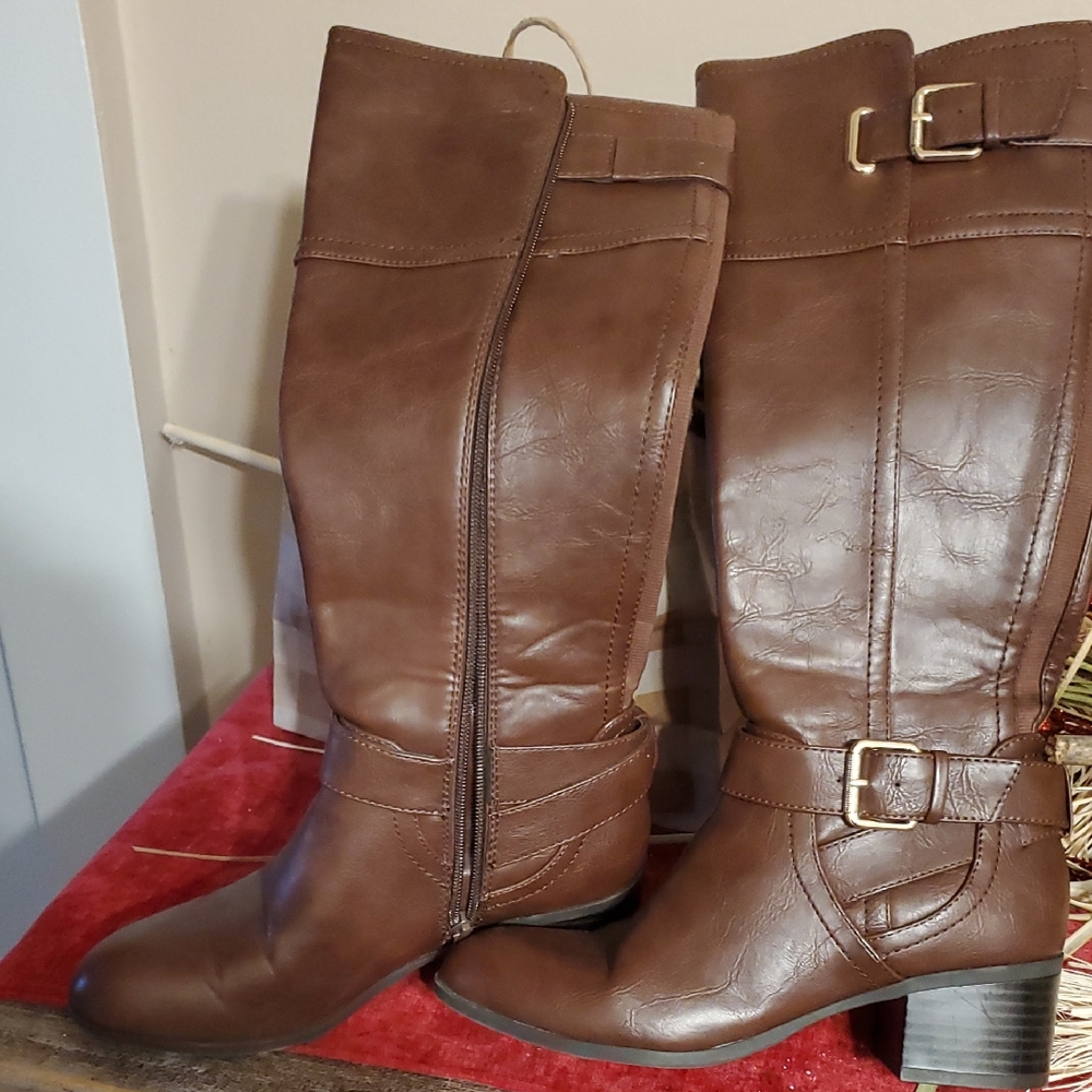 Unisa Brown Heeled Boots